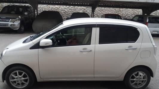 Toyota Pixis Epoch 2012