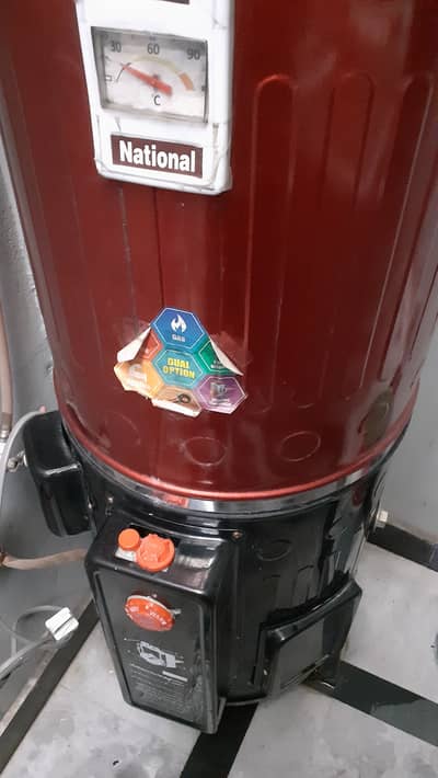 National geyser dual latest model cobdition new 6 month phlai lia hai