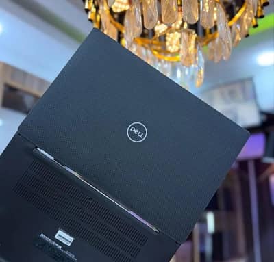 Dell Core i5 7th Generation (Ram 8GB DDR4 + SSD 256GB )Full HD Display
