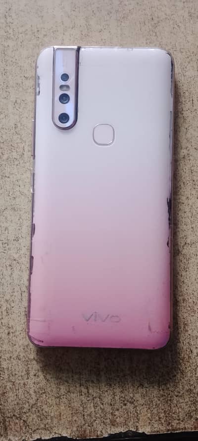 Vivo V15