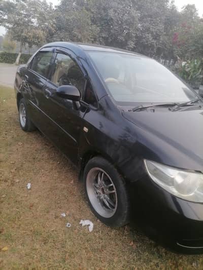 Excellent Honda city 2006