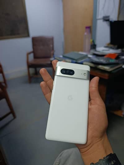 White lover hazri lagao