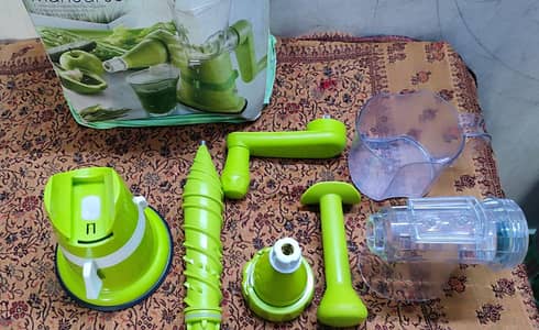 Manual Juicer Kon