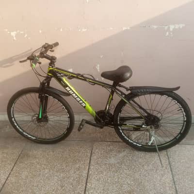 Humber Mountain Bike 26" – 21 Gears, Disc Brakes, Black/Lime Green