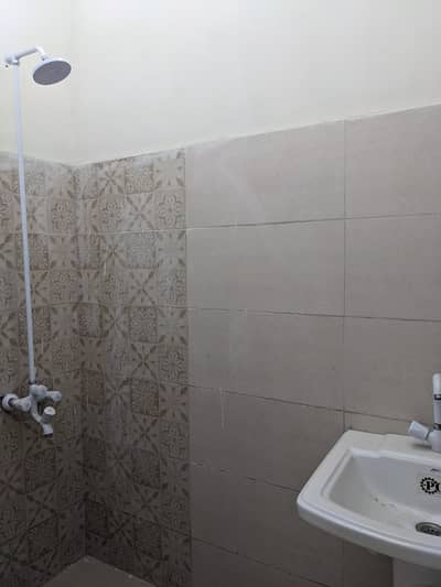 2 Bed Lounge Flat for Sale in Secure Gated Community | Central Location