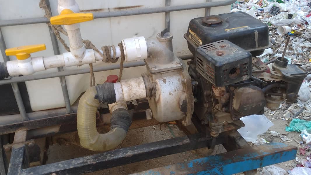 Loader Rickshaw water  supplier 4
