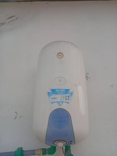 Boss 50L Instant Geyser | Powerful Performance & Quick Hot Water