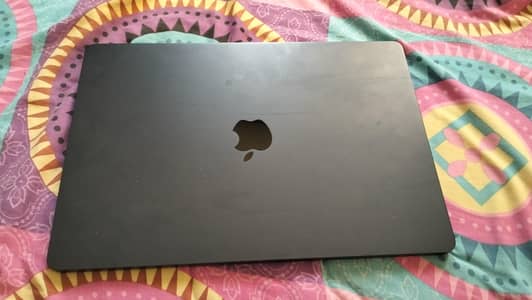 Macbook Air M2 15 inch