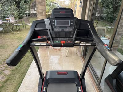 Almost new, American Fitness treadmill