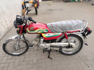 Honda 70 model 2023 register end of 2022 good condition