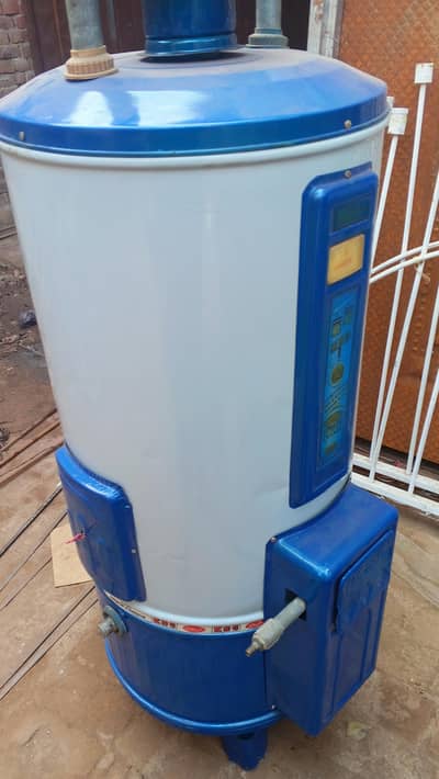 KSC dual electric & gas Gyser. Conventional storage . condition 8 by 10