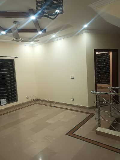 E-11/410 Marla Upper Portion 2 Bed 3 Bath TV Lounge Kitchen Wapda Meter Gas Meter Water Bore Available Demand 115k