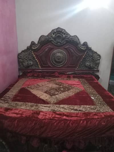 Luxury Wooden Double Bed with Heavy Carved Headboard – Normal Condi