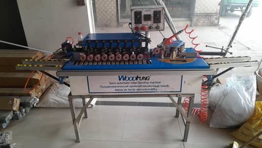 Edge bending machine