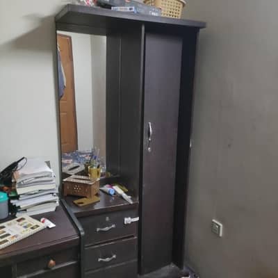 dressing for sale urgent