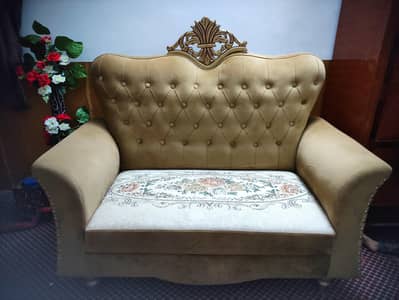 Taj Sofa
