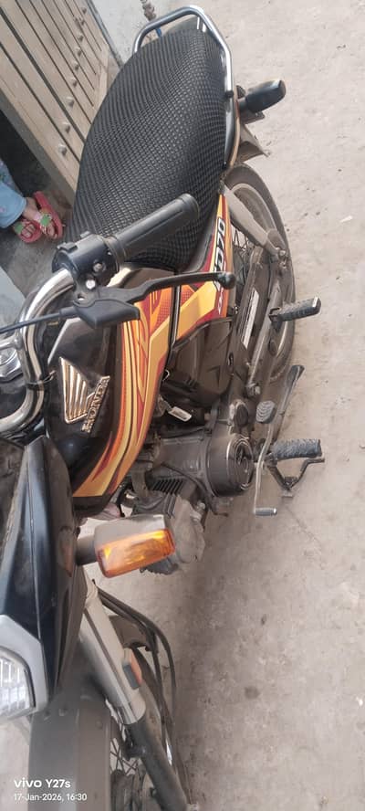 New condition cd dreem 70 cc original urgent sale