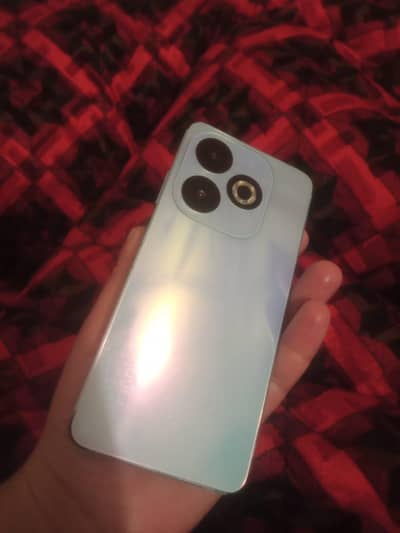 Infinix smart 8pro without box only charger Whatsap number 03481764821