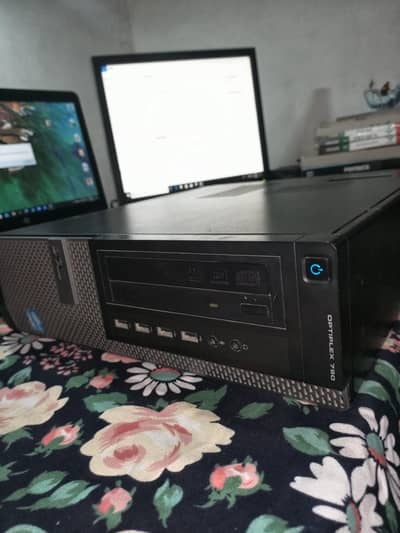 Dell OptiPlex Core i5 Desktop - 4GB RAM - 500GB HDD