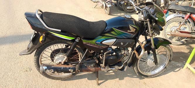 Honda Pridor black 100cc 2019