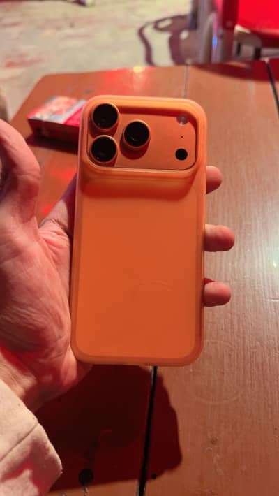 17 pro 256 Gb not any single scratch 71 cycle count urgent sale