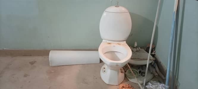 Commode and Basin (Both)
