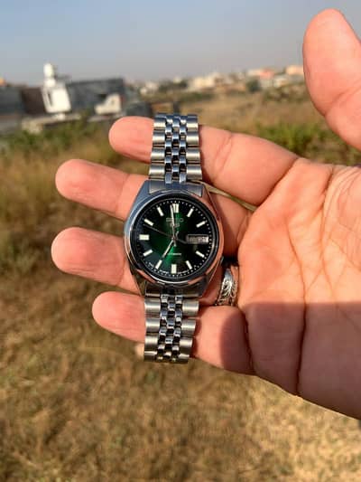 Seiko 5 Automatic 7009 30/32