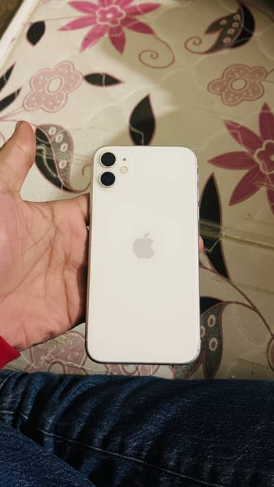 Iphone 11 PTA APPROVED 128gb 10/9 condition White color All ok