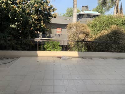 20 Marla Double Storey Old House For Sale