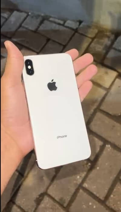IPHONE XSMAX PTA