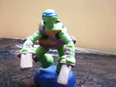 2012 leonardo McDonald's action figure (for collector items)