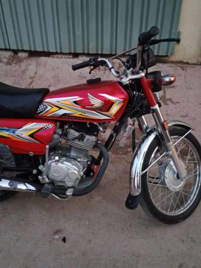 Honda 125 showroom condirion 2025 Model