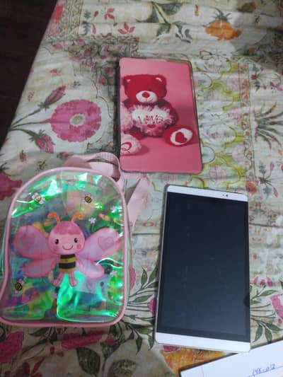 Hawaii tab model d-02h and free toy bag and tab case