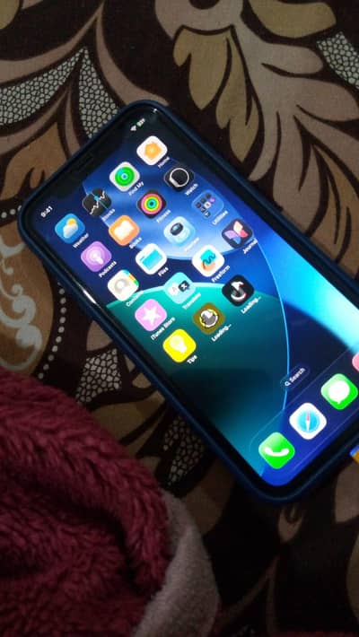 iphone 11 Non Pta 64 Gb battery health 98 percentage