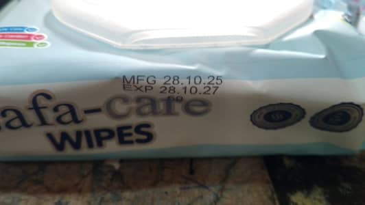 Nana pamper company wet baby wipes