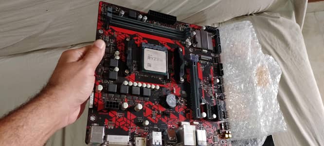 B450M ASUS Red dragon + R5 2600