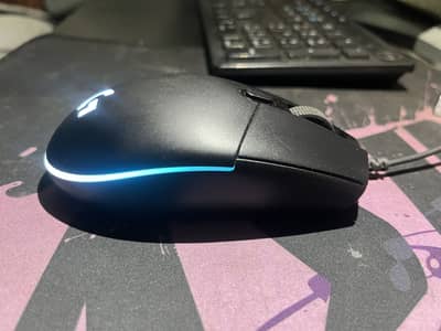 Logitech G102 brand new only 2 days used