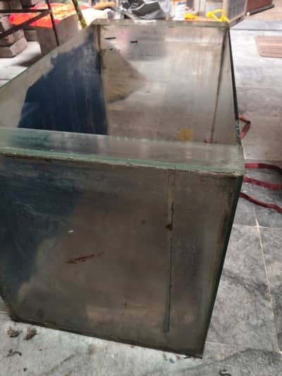 Fish tank/ aquarium for sale