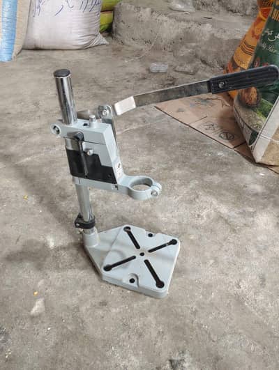 انگیٹھی بنانے کی مشین دستیاب ہیں رابطہ نمبر 03471567694