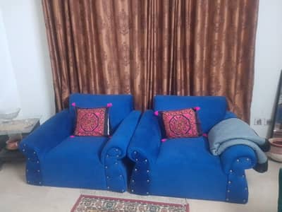7-seater English sofa – clean, comfy, and stylish, perfect for your dr
