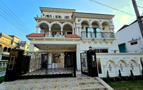 1 Kanal - Park Facing and Corner - Brand New House - Owner Built - Covered Area 10 Marla and Lawn 10 Marla