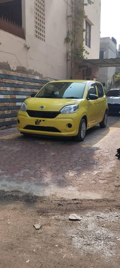 Toyota passo X L PAKAGE .