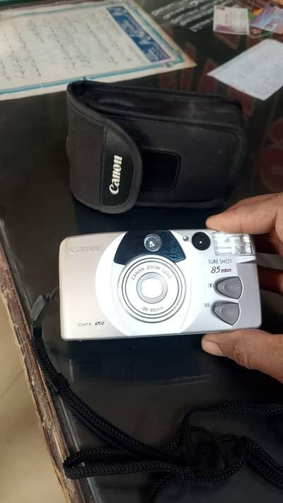 Canon Sure Shot 85 Zoom – Vintage 35mm Film Camera (+ Pouch)