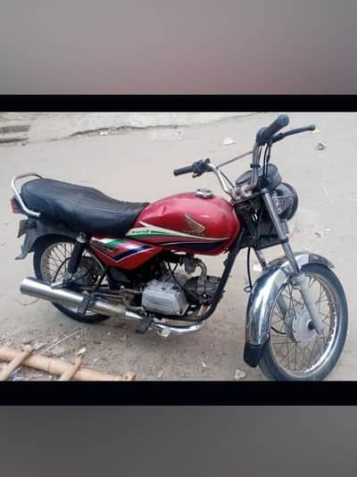 Honda cd100 good condition in Johar town Lahore