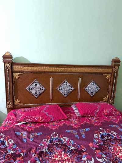 Double Bed with Mattress available with Best Quality