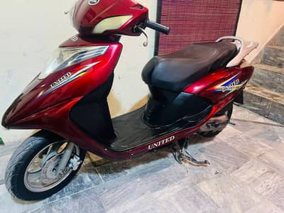 united 100cc self start petrol used 2021 scooty