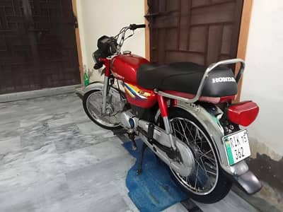 Honda CD70 2015 call me _03134947622