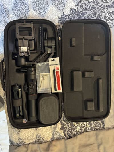 Zhiyun Crane 2 with follow focus unused