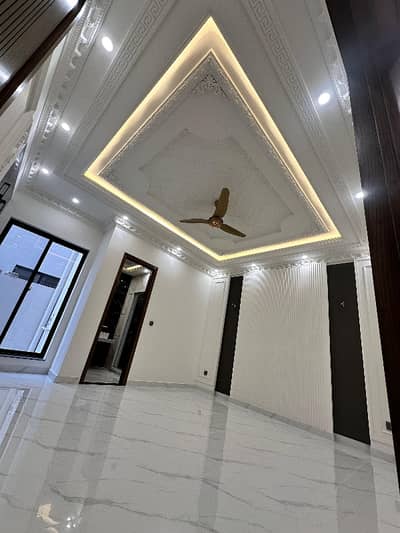 10 Marla Upper Portion Is Available For Rent