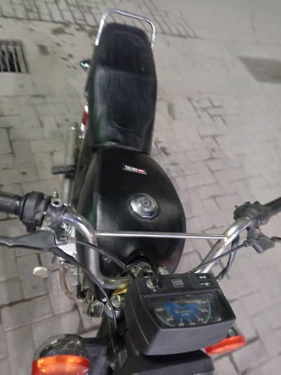 Racer 70cc 2016 Islamabad number demand 48000